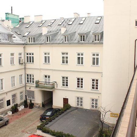 Pokoje Na Chmielnej 2 Hostel Warsaw Exterior photo