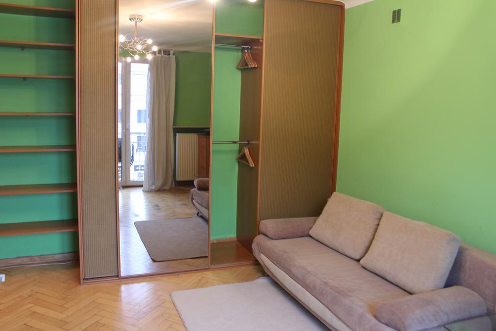 Pokoje Na Chmielnej 2 Hostel Warsaw Room photo