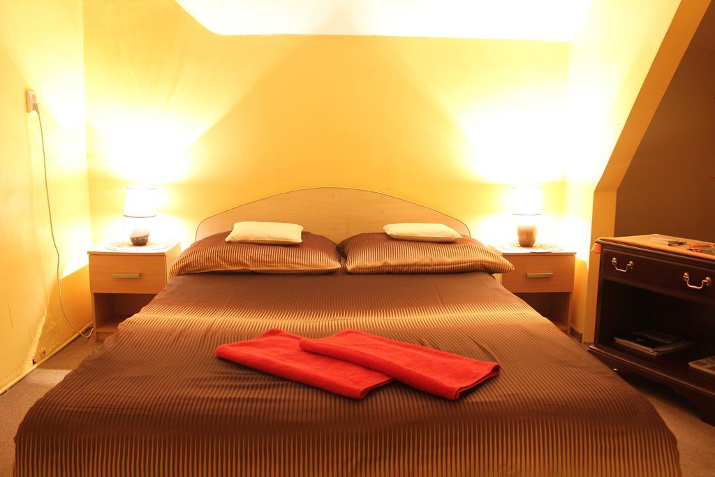 Pokoje Na Chmielnej 2 Hostel Warsaw Room photo